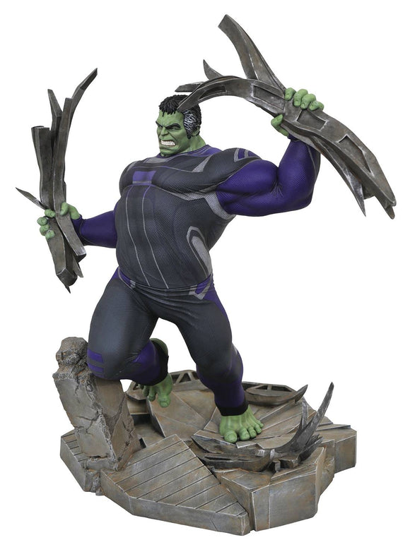 Avengers Endgame Hulk PVC Figu.jpeg